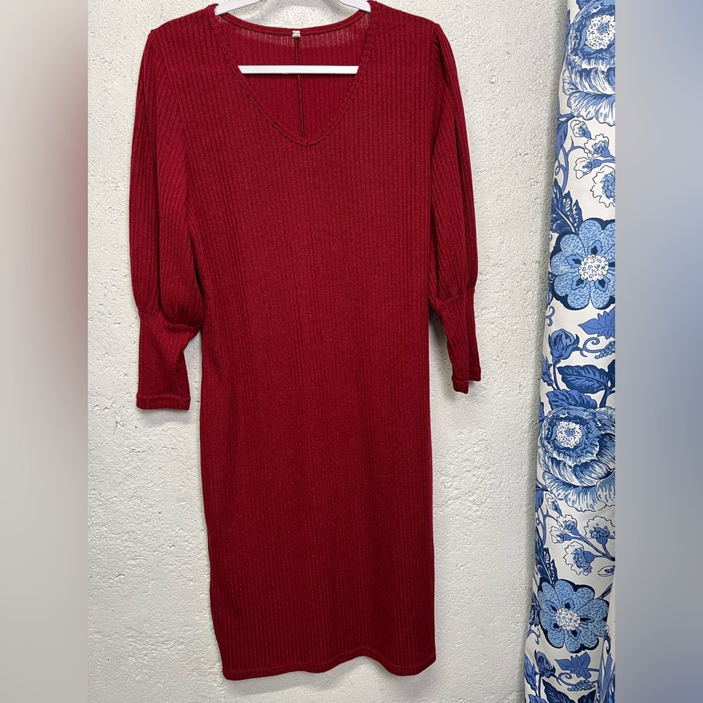 Women's Red Ribbed Knit V-Neck Sweater Dress